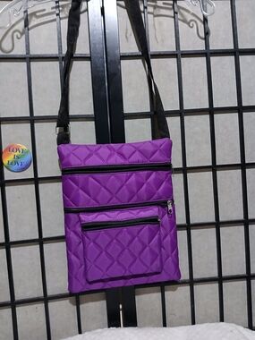Quilted Crossbody Shoulder Bag in Purple